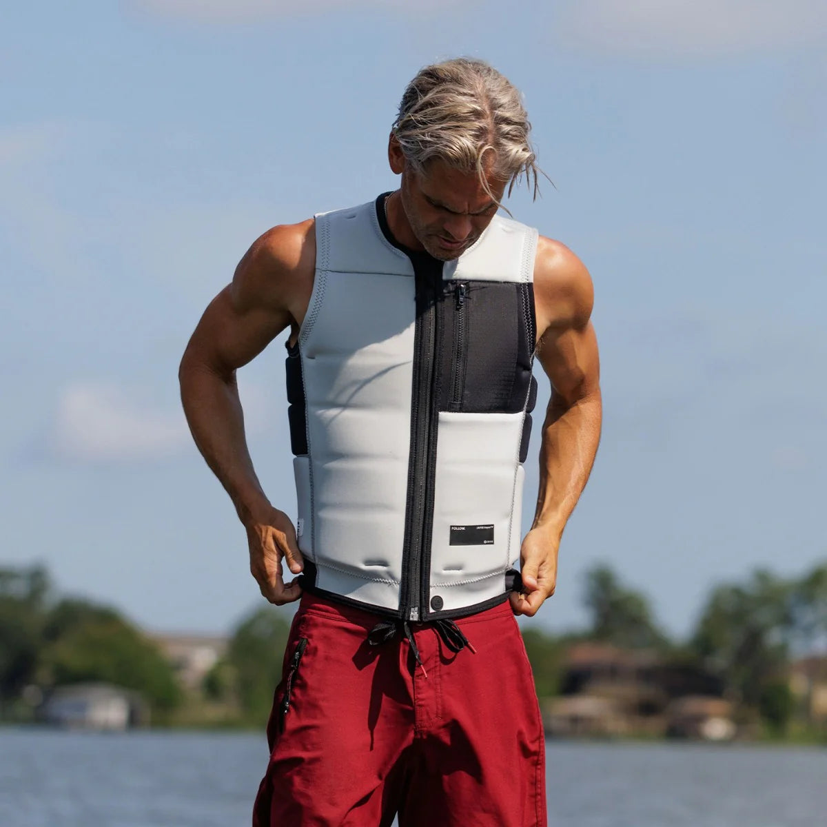 Follow Affix Men's Comp Wake Vest (Silver)